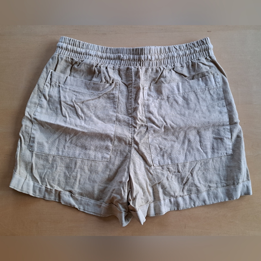 Universal Thread Soft Shorts - Picture 3 of 3